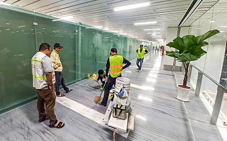 Bộ trưởng Bộ Xây dựng ra công điện về các tồn tại ở nhà ga T3 Tân Sơn Nhất
