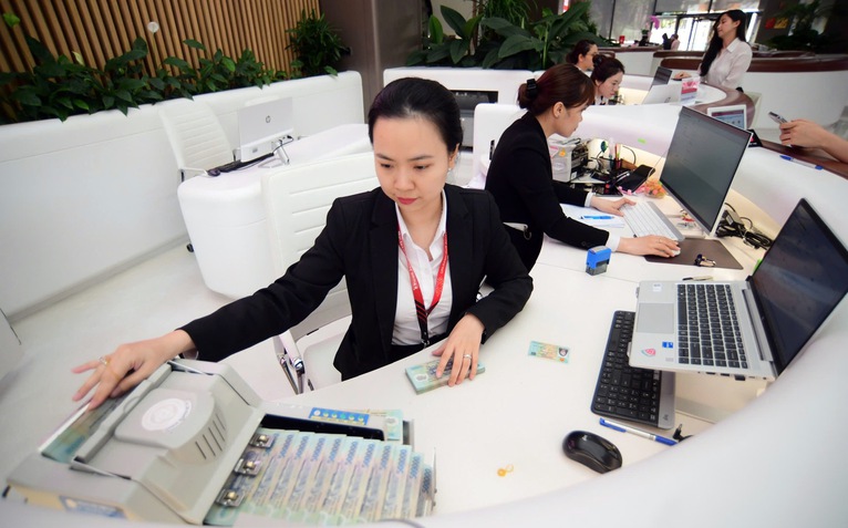 Bỏ room tín dụng, tăng chủ động cho ngân hàng
