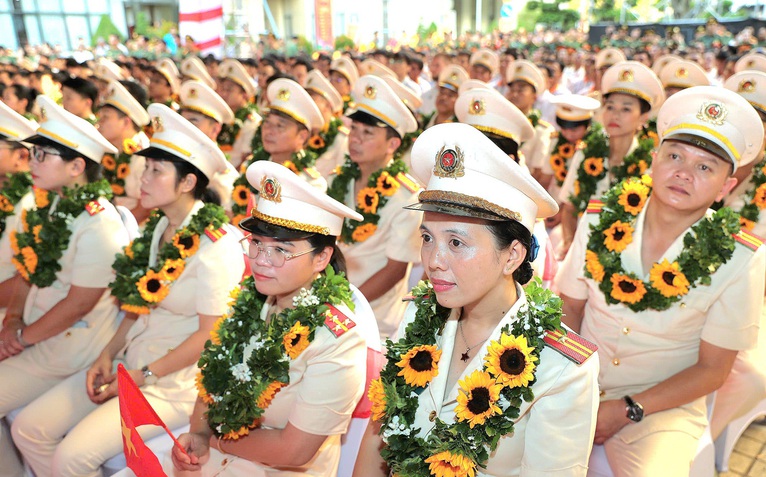 Bí thư Nguyễn Văn Nên: Công an TP.HCM bản lĩnh, trí tuệ, tận tụy vì sự bình yên của nhân dân