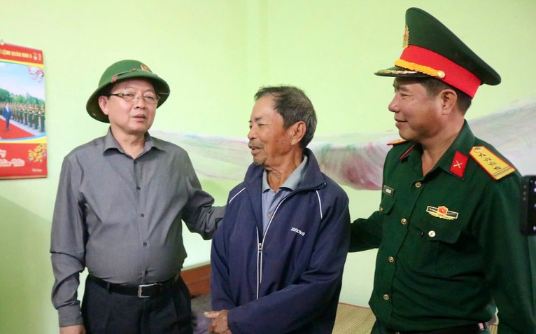 Chiến dịch Quang Trung: 1 tháng dựng lại 1.600 mái nhà cho người dân vùng lũ Đắk Lắk