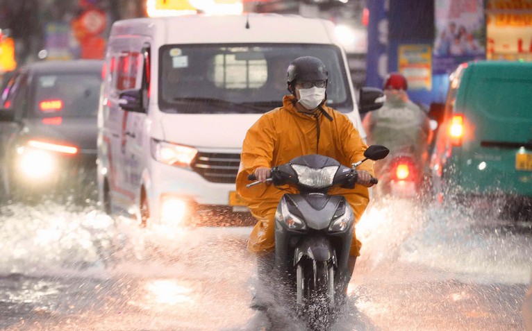 Chiều và tối nay miền Tây, TP.HCM, Tây Ninh vẫn còn mưa to