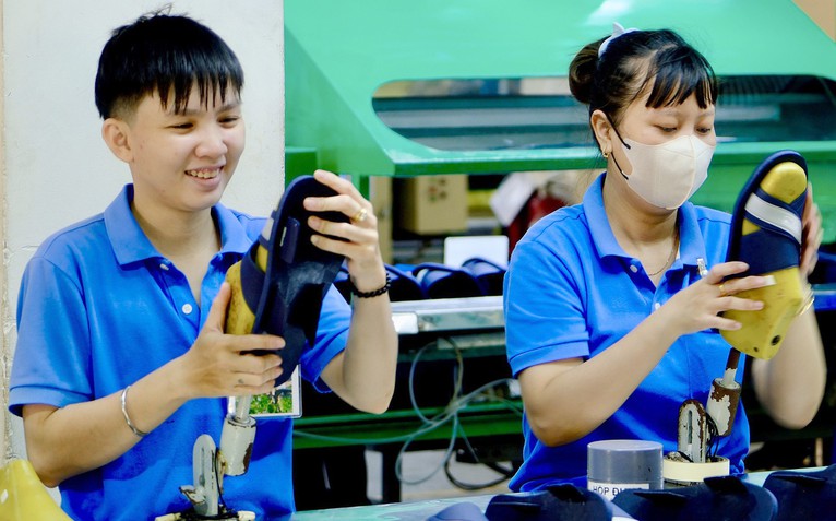 Ngày Doanh nhân Việt Nam 13-10: Doanh nghiệp làm mới mình để vươn xa