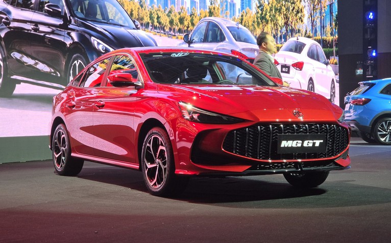 MG Việt Nam mở bán SUV ZS thế hệ mới và sedan GT, giá từ 512 triệu đồng