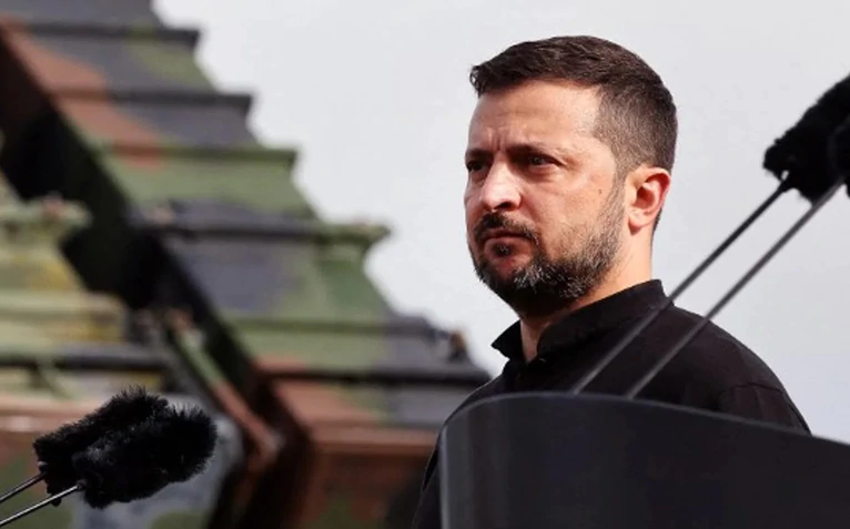 Ông Zelensky tiết lộ sốc về số tên lửa đánh chặn nhận được gần đây