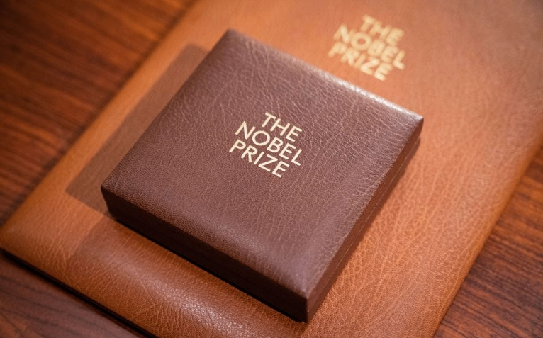 Nobel 2026: 125 năm sau Alfred Nobel, thế giới đang tìm kiếm điều gì?