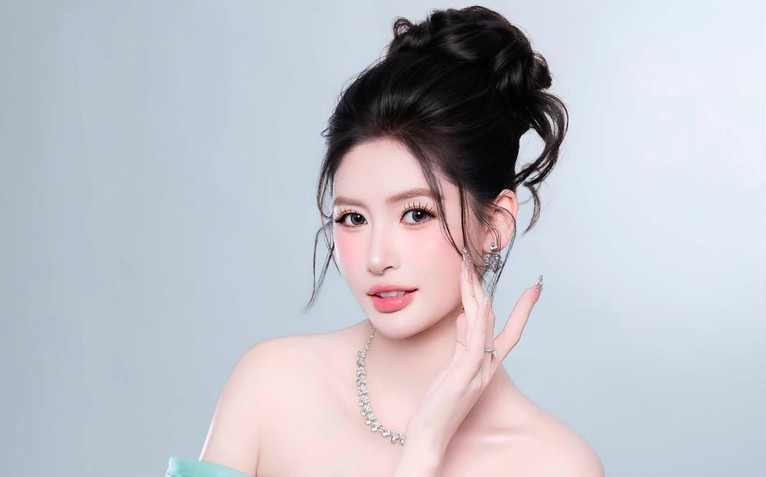 Phạm Hoàng Thu Uyên: Chuẩn bị cho Miss Earth không chỉ là chuyện sắc vóc