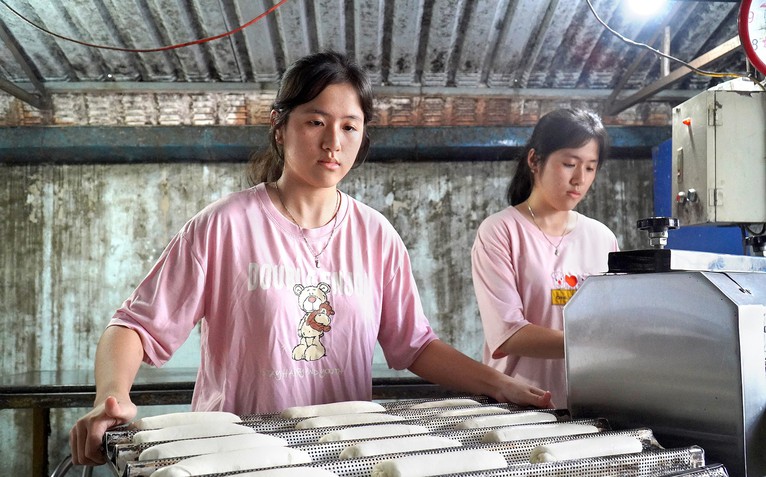 Thêm cả tỉ đồng bạn đọc giúp các gương mặt tân sinh viên báo Tuổi Trẻ giới thiệu