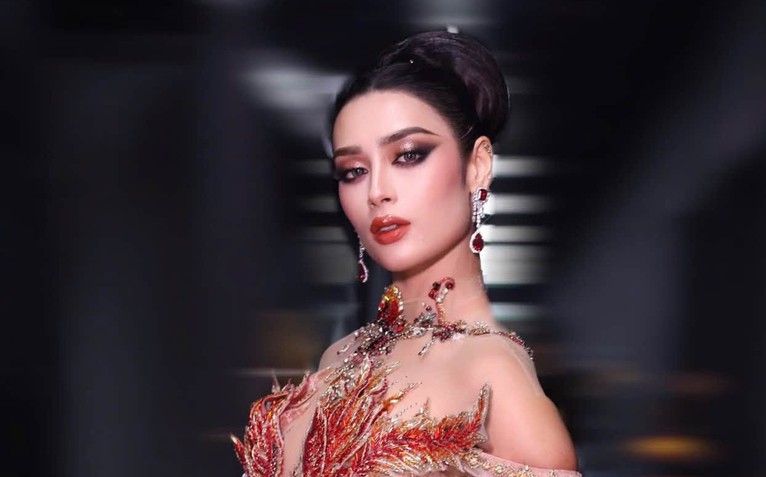 Một đêm, bốn cuộc thi sắc đẹp
