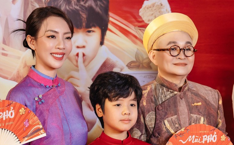 Thu Trang nói gì khi bị đồn xích mích đoàn phim 'Mùi phở' và NSND Xuân Hinh?