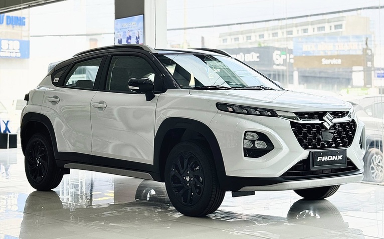 Tin tức giá xe: Suzuki Fronx giảm giá kỷ lục 90 triệu, giá thực tế rẻ hơn cả Kia Morning