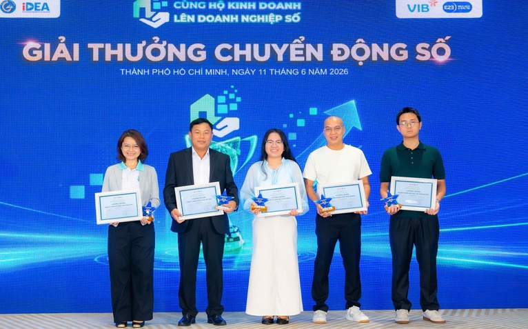 Trao giải cho những hộ kinh doanh chuyển đổi số tiêu biểu tại TP.HCM