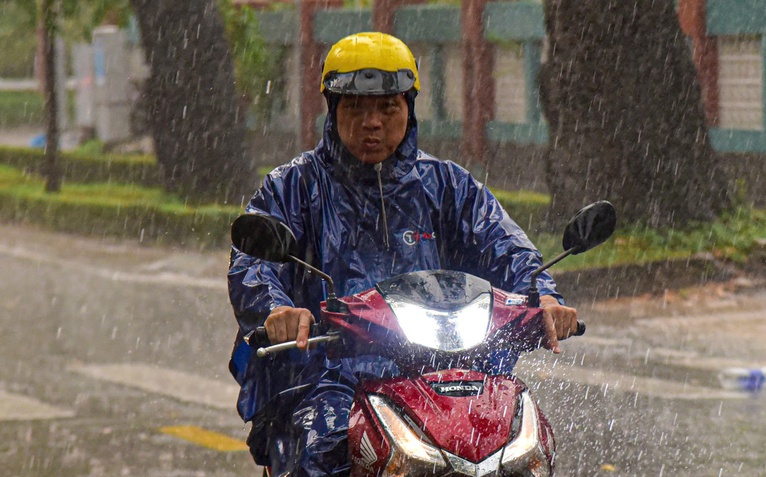 Thời tiết hôm nay 16-6: Bắc Bộ mưa to, Nam Bộ chiều mưa dông