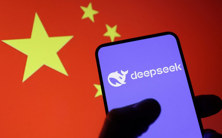 Reuters: Mỹ hoãn đưa hơn 100 công ty Trung Quốc vào danh sách đen