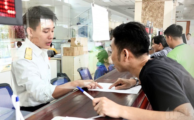 Phó thủ tướng yêu cầu nghiên cứu vướng mắc về tạm hoãn xuất cảnh do nợ thuế