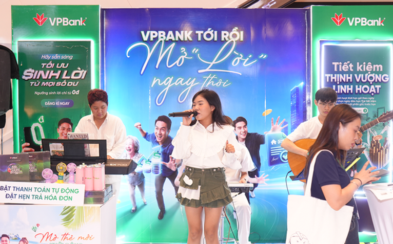 'VPBank tới rồi, mở 'lời' ngay thôi'...