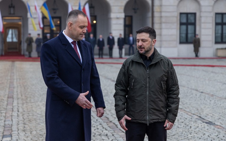 Ukraine có màn đáp trả sau khi Ba Lan tước huân chương cao quý đã trao cho ông Zelensky