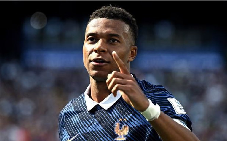 Mbappe: Beckham thường xuyên gọi điện rủ tôi đến Mỹ thi đấu