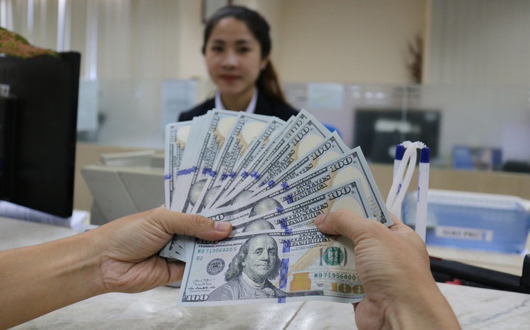 Lạm phát và nhập siêu thử sức doanh nghiệp: Ai có lợi thế chống chịu?