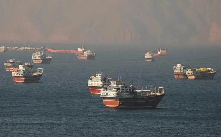 Lượng tàu qua eo Hormuz tăng mạnh nhất sau gần 4 tháng