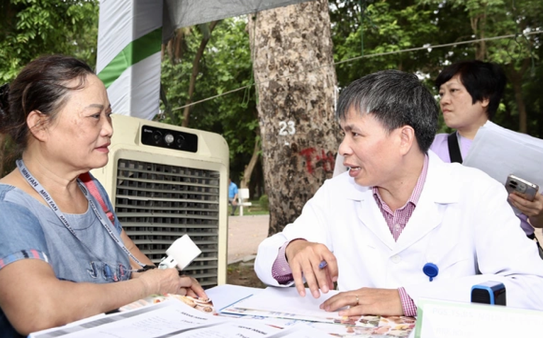 Sức khỏe bắt đầu từ bữa ăn đủ rau, bớt mặn