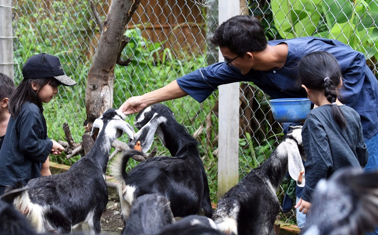 Không thể giao trẻ em cho mạng xã hội: Phát triển phiên bản dành cho trẻ em
