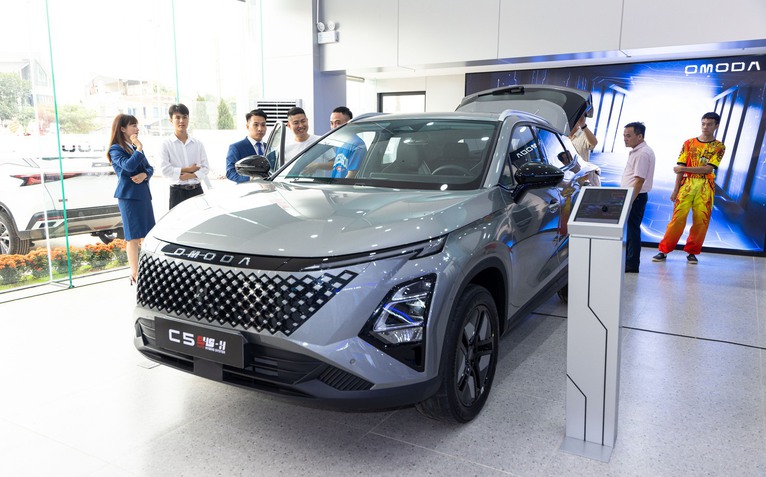 Tin tức giá xe: Omoda C5, Jaecoo J7 giảm giá tới 90 triệu đồng
