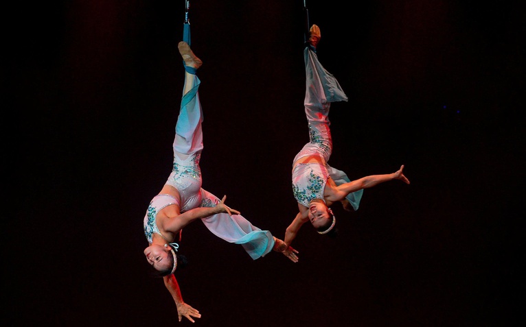 ‘Kỳ quan sân khấu’ Đất nước thiên hùng ca chính thức cập bến Vinpearl Theatre