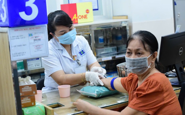 Số lượt khám chữa bệnh bằng bảo hiểm y tế có xu hướng gia tăng