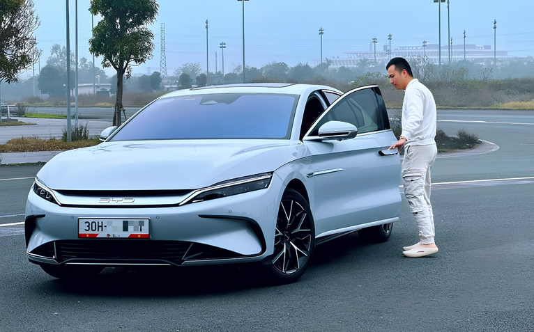 Từ xe sang lái xe điện Trung Quốc: Phải xác định chủ động sạc để tránh 'vỡ mộng'