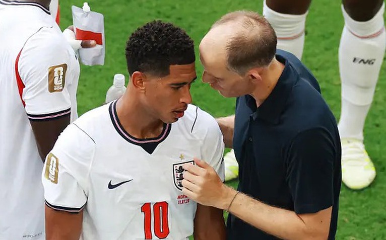 Người hùng Bellingham 'đốp chát' HLV Tuchel ngay trước sóng truyền hình