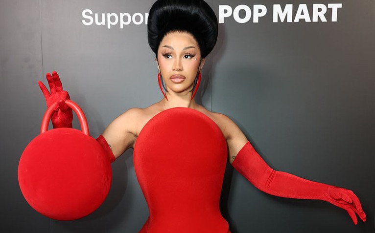 Dàn sao mặc đẹp nhất Tuần lễ Haute Couture Paris bất chấp nắng nóng