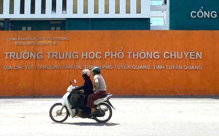Rút vụ án hơn 140 điểm 10 toán tại trường chuyên Tuyên Quang về Cơ quan An ninh điều tra Bộ Công an