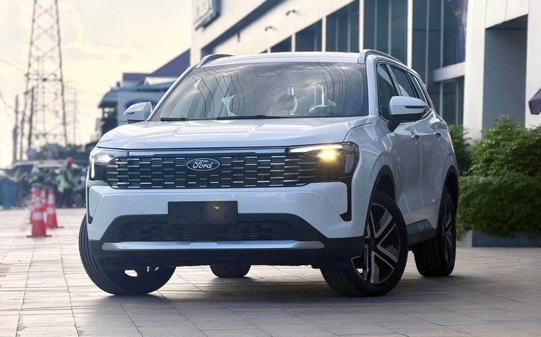 Ford Territory sắp thêm bản mới ở Việt Nam, thêm ADAS, tinh chỉnh thiết kế