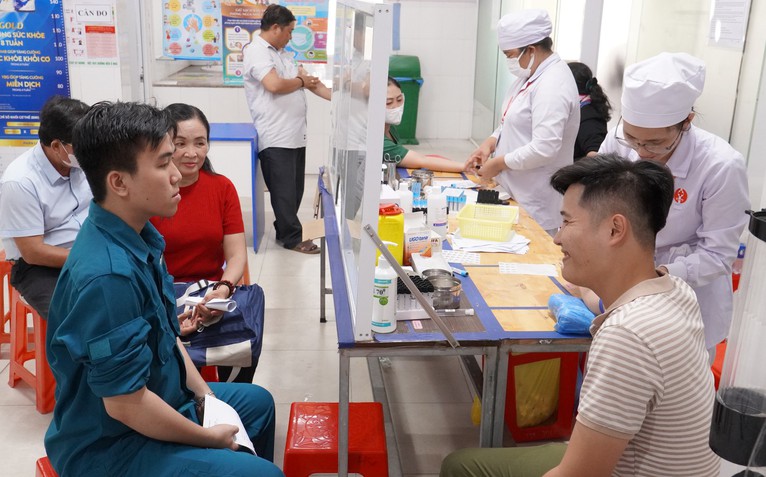 14 triệu dân, TP.HCM làm gì khi còn hơn 4 tháng hoàn thành khám sức khỏe toàn dân?