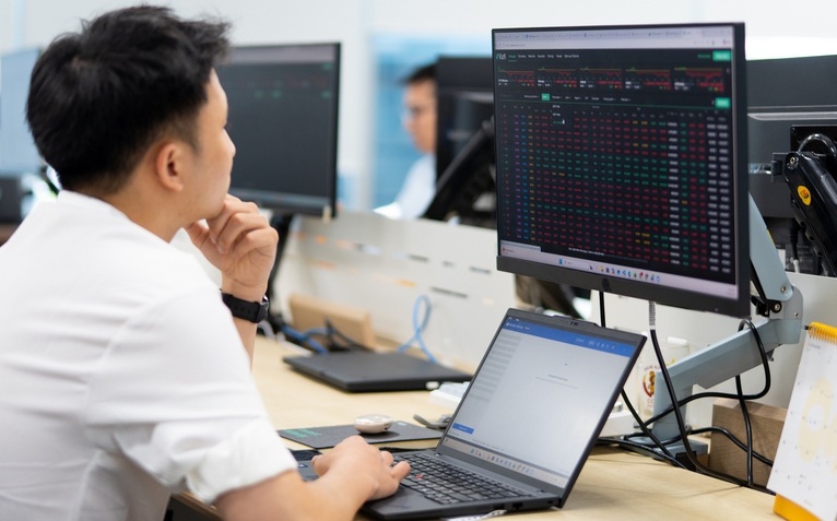 Những 'núi' margin trên thị trường chứng khoán tiếp tục phình to