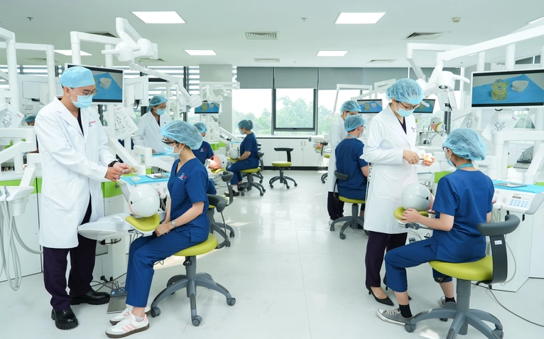 Trường đại học Nguyễn Tất Thành công bố điểm sàn ngành y khoa, răng hàm mặt