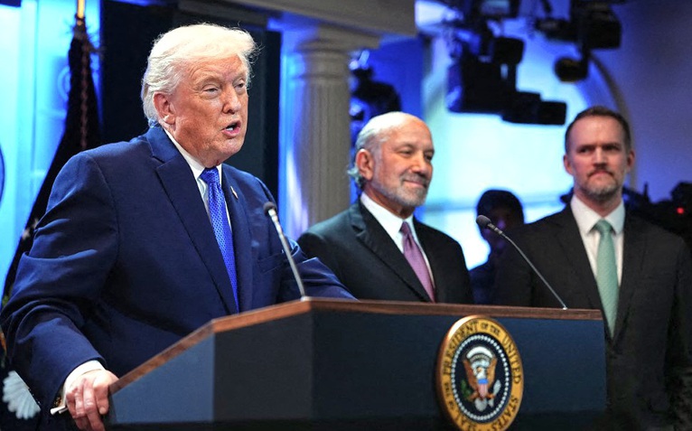 Mức thuế 10% sắp hết hiệu lực, chính quyền ông Trump dự định 'hành động' với hàng chục nước