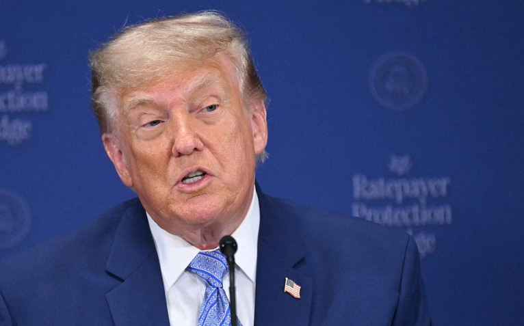 Tin tức thế giới 24-7: Ông Trump tiết lộ thời điểm ông Tập thăm Mỹ; Mỹ sắp công bố thuế quan mới
