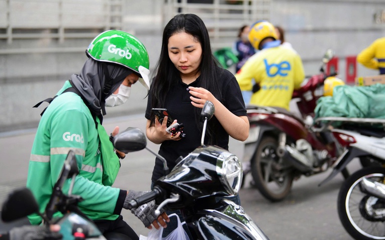 Thị trường TP.HCM 25-7: Giá cà phê bất ngờ tăng trở lại; Người mua online không còn chuộng hàng giá rẻ