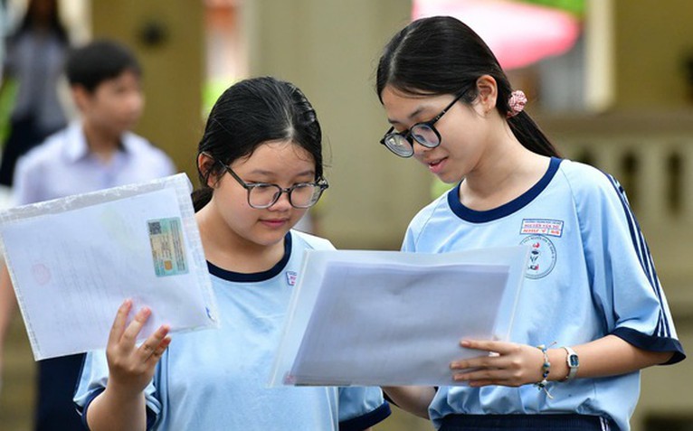 Trả thi cử về đúng bản chất