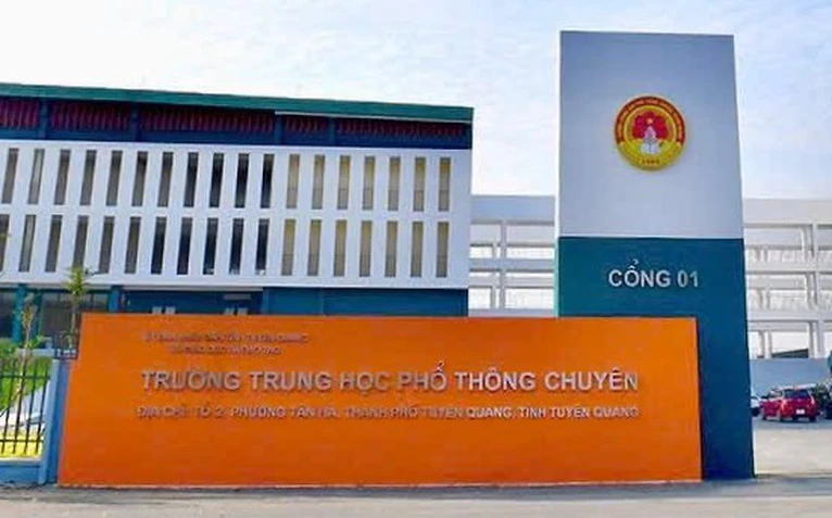 Một trường THPT ở Tuyên Quang có 147 điểm 10 toán tốt nghiệp, điểm trung bình 9,58, hiệu trưởng nói gì?