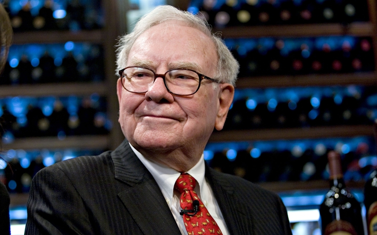 Không có hàng trăm tỉ đồng, nhà đầu tư Việt vẫn có thể học Warren Buffett ở điều này