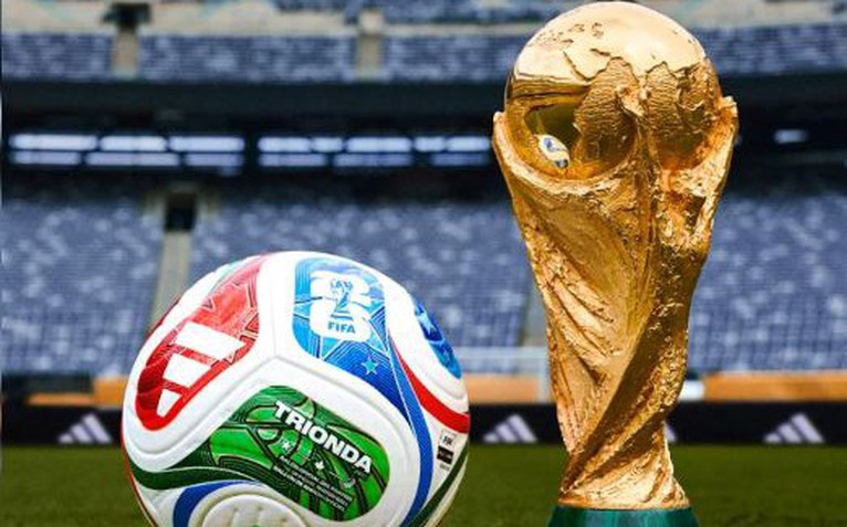 UEFA ra tuyên bố tẩy chay World Cup vì kế hoạch bán cổ phần của FIFA