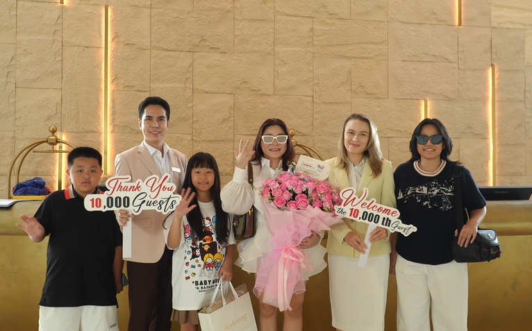Cột mốc 10.000 khách lưu trú tại Vienna House by Wyndham Charm Long Hải
