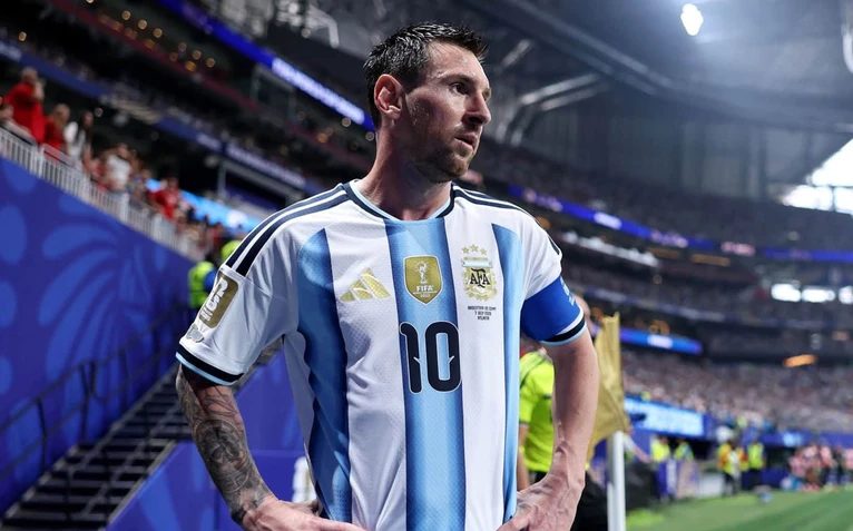 Vượt mặt Maradona, Messi trở thành ‘vua kiến tạo’ World Cup