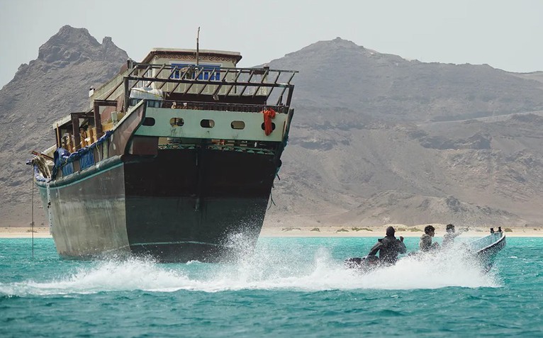 Houthi bác thông tin thu phí tàu thuyền qua eo biển Bab el-Mandeb