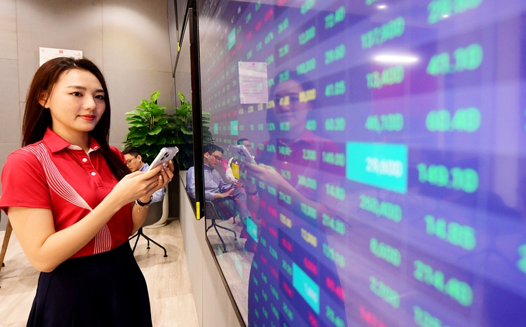 Chứng khoán tuần mới: VN-Index tăng 2 tuần liên tiếp, mốc 1.780 điểm thử lửa dòng tiền