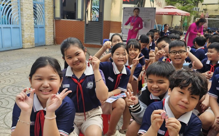 Nhiều chương trình tiếng Anh, phụ huynh TP.HCM bối rối: Chọn tăng cường, iSMART hay I-CLC?