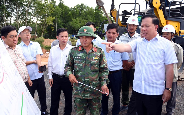 Hoàn thành cao tốc TP.HCM - Thủ Dầu Một - Chơn Thành qua Đồng Nai trước ngày 31-12
