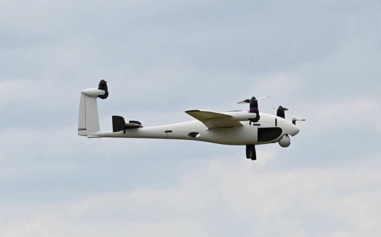 Ông Trump áp thuế tới 100% với drone nhập khẩu